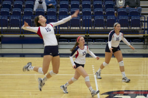 Joey Sykes | The Duquesne Duke Outside hitter Nora Young prepares to spike the ball back over the net in the Dukes’ 3-0 win over Fordham.