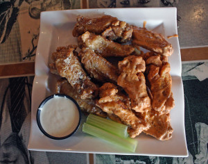 (Claire Murray / Asst. Photo Editor)- The Library is the Duke's choice for overall best wings. Pictured are the Buffalo Ranch and Garlic Parmesan wings. 