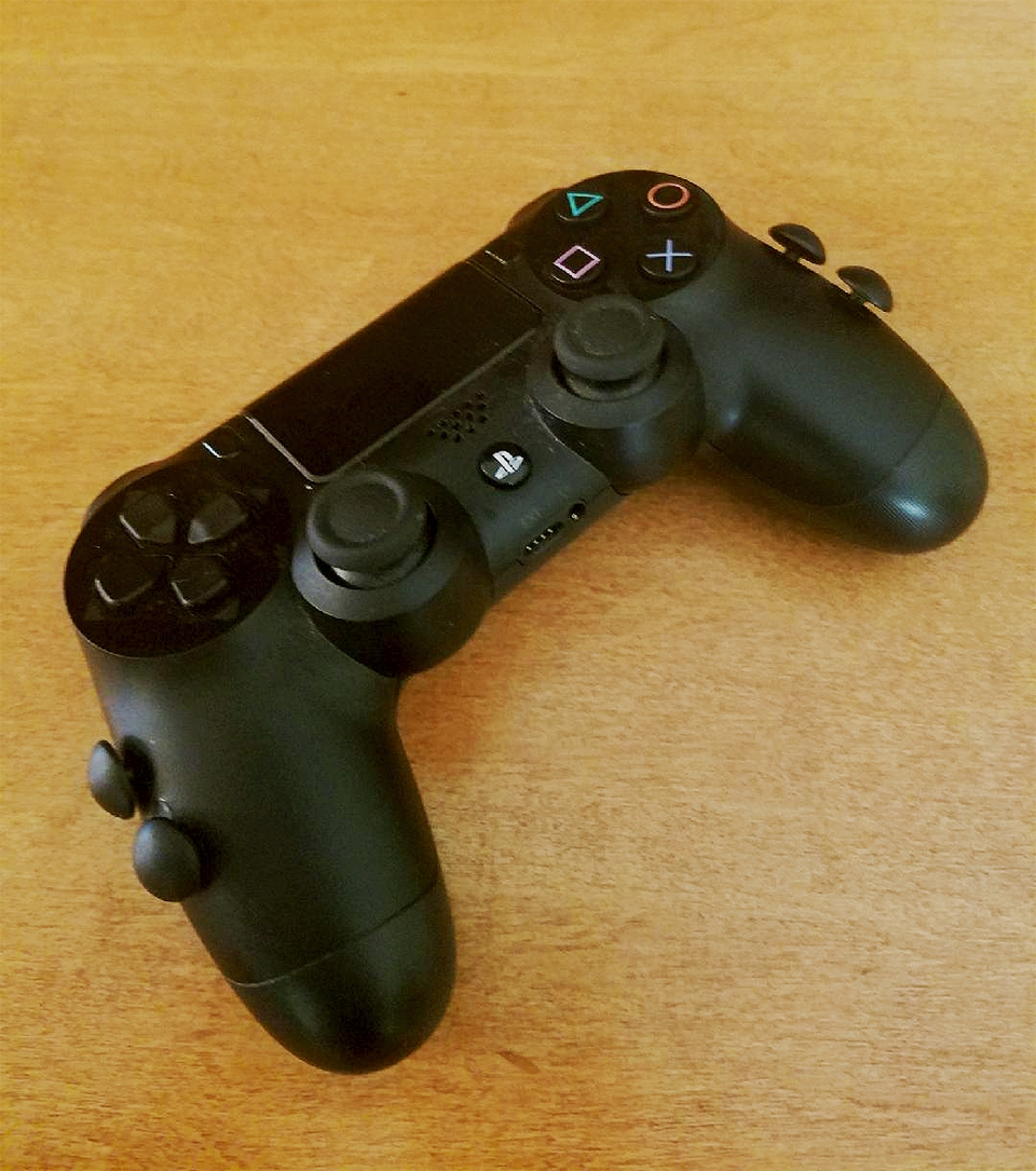 A modified PS4 controller